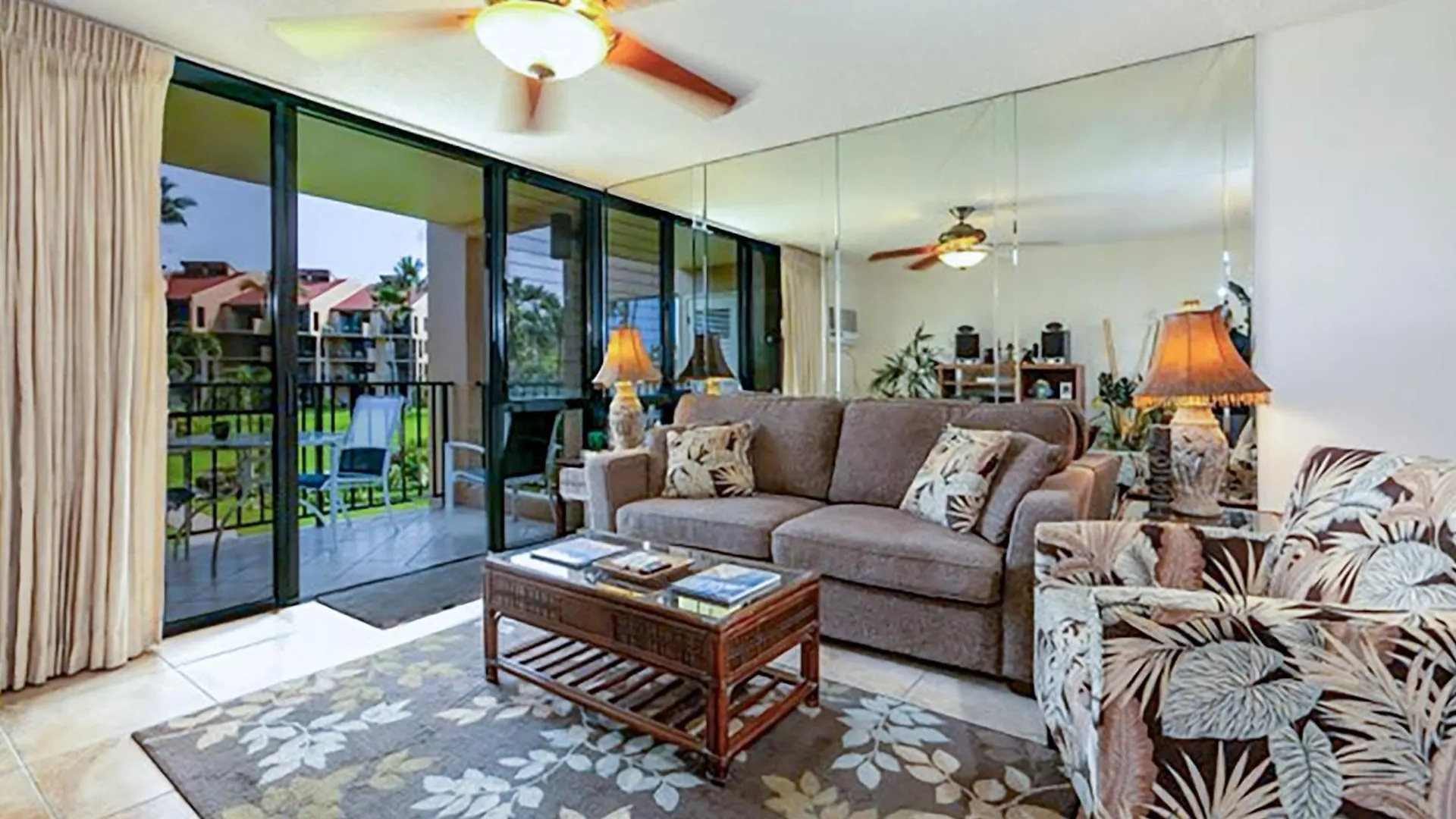 Kamaole Sands 7-206 - Renovated, Courtyard Views, Steps To The Beach, Ac ワイレア 別荘